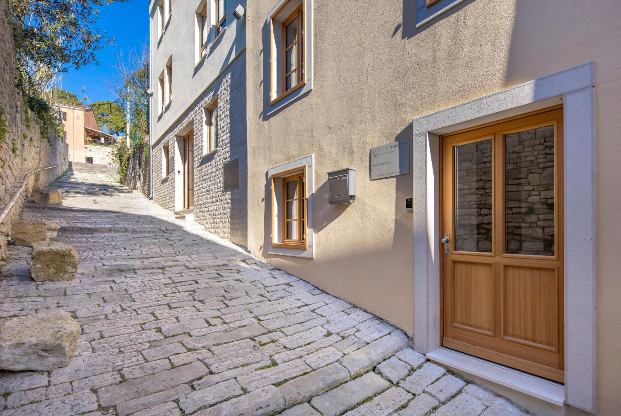 Pula Residence Rooms And Apartments Old City Center 외부 사진